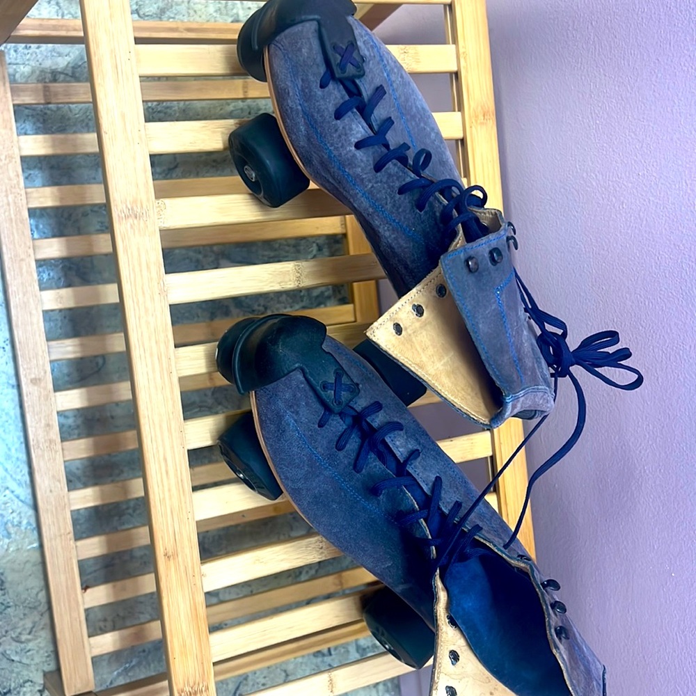 Retro skates. Great condition. Wheels perfect.